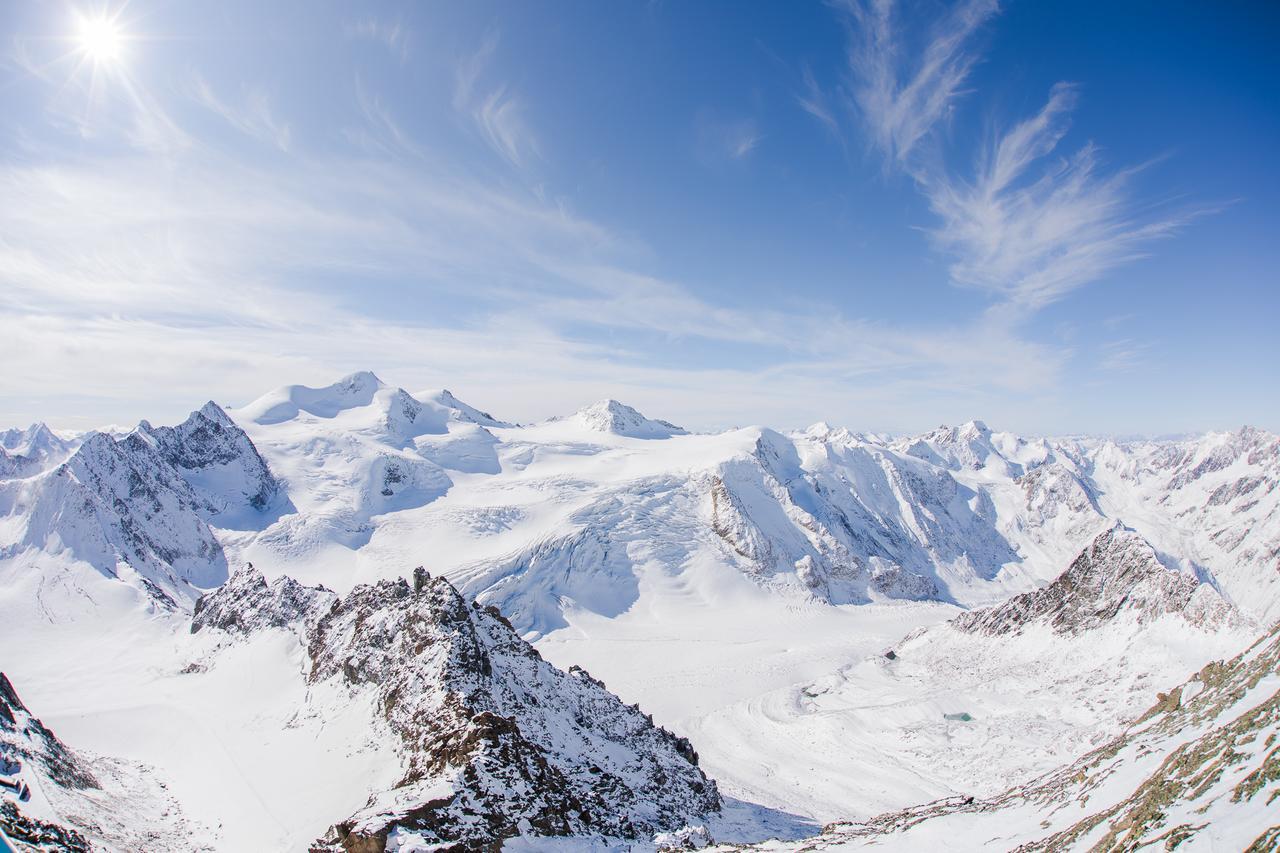 Das Chaletdorf - Pitztal Sankt Leonhard im Pitztal Bagian luar foto