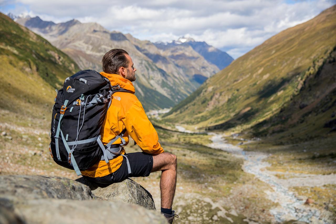 Das Chaletdorf - Pitztal Sankt Leonhard im Pitztal Bagian luar foto