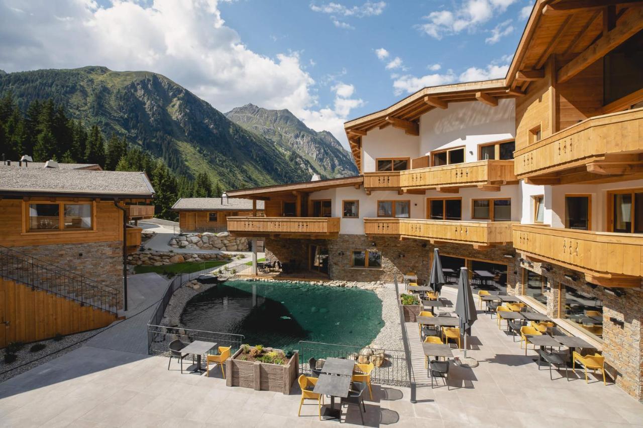 Das Chaletdorf - Pitztal Sankt Leonhard im Pitztal Bagian luar foto