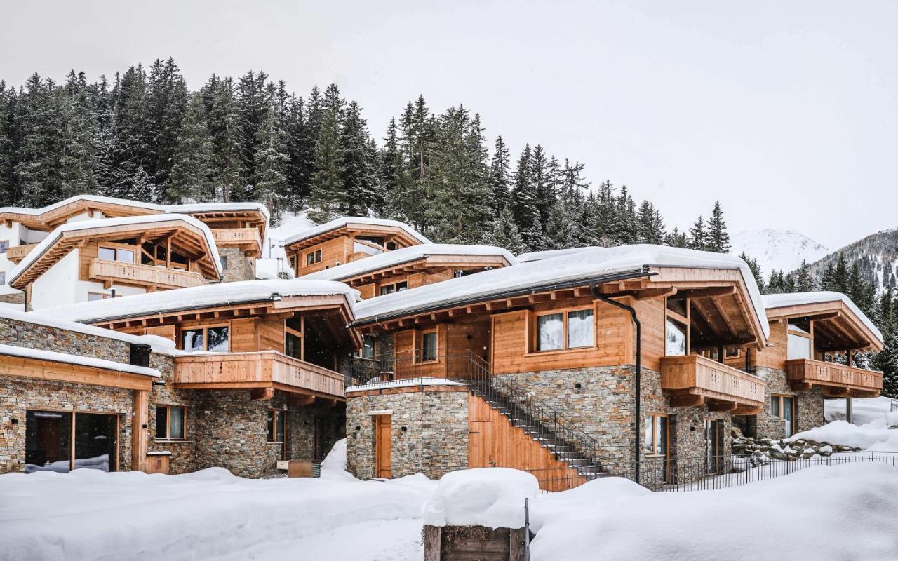 Das Chaletdorf - Pitztal Sankt Leonhard im Pitztal Bagian luar foto