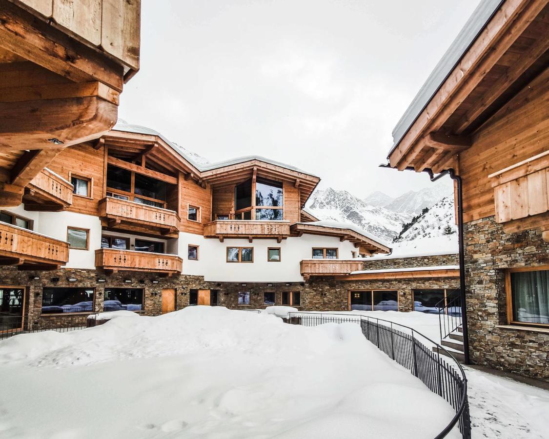 Das Chaletdorf - Pitztal Sankt Leonhard im Pitztal Bagian luar foto