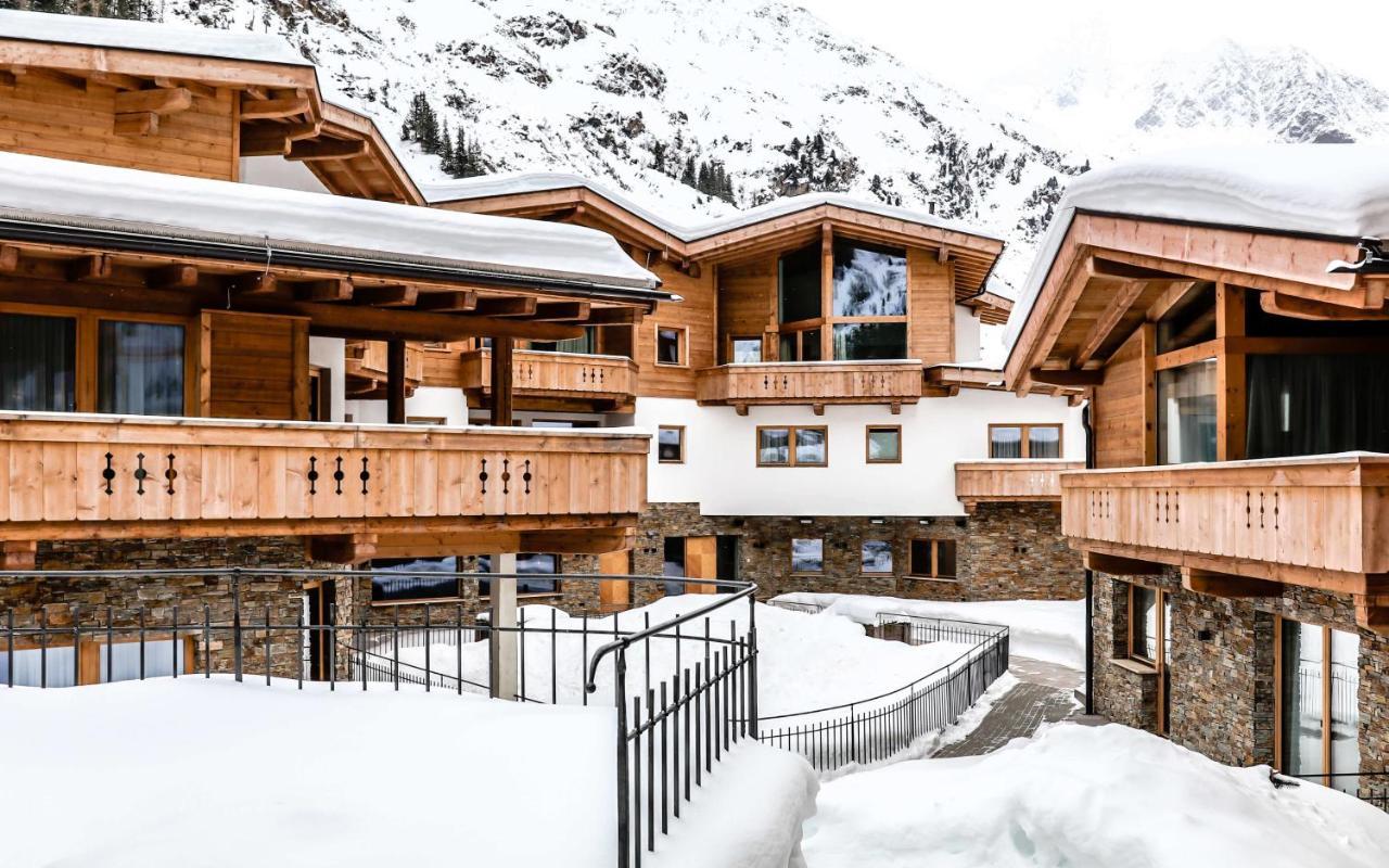 Das Chaletdorf - Pitztal Sankt Leonhard im Pitztal Bagian luar foto